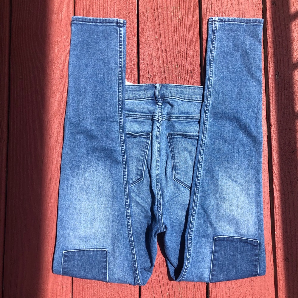 Abercrombie and Fitch Jeans - Picture 2 of 4
